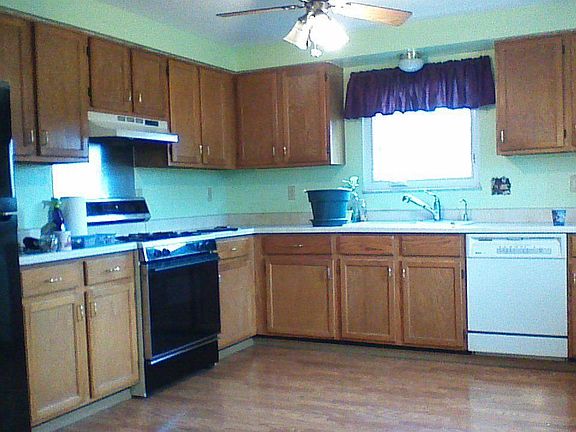 2nd image of 1459 Ginseng Dr