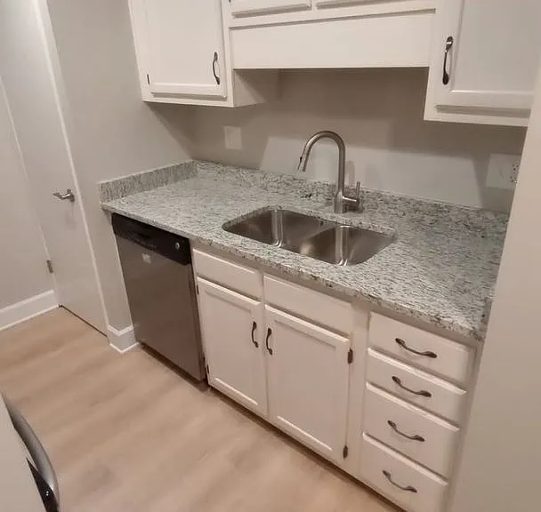 1747 Jack Warner Pkwy #112-A — Photo 4