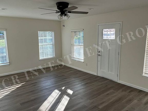 4th image of 214 Williams Ln #D