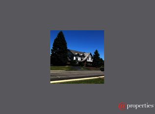 1S381 Pine View St, Lombard, IL