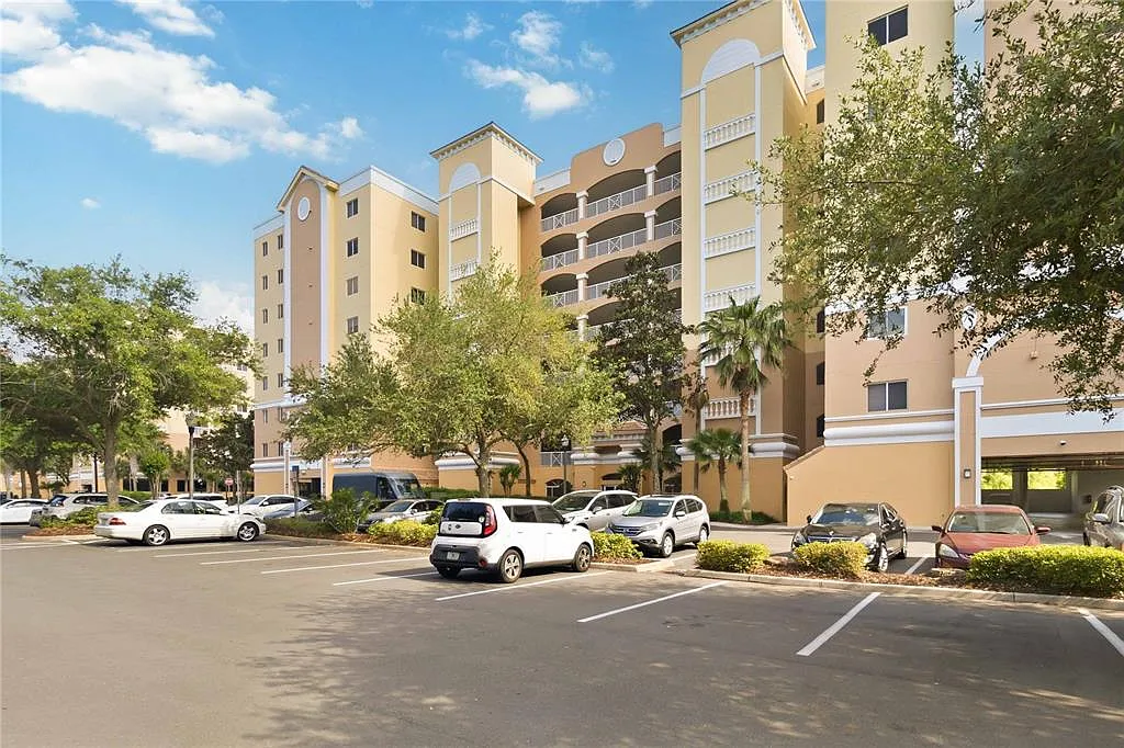 Building Photo - 6336 Buford St #209