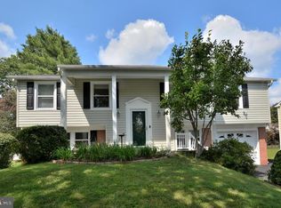 4206 Minstrell Ln, Fairfax, VA 22033