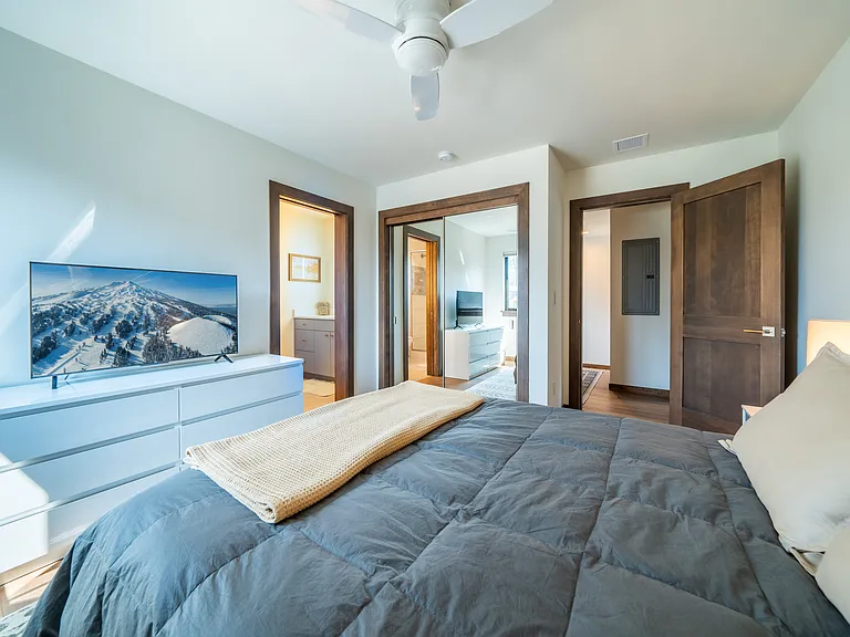 19325 SW Marshmallow Pl — Photo 35
