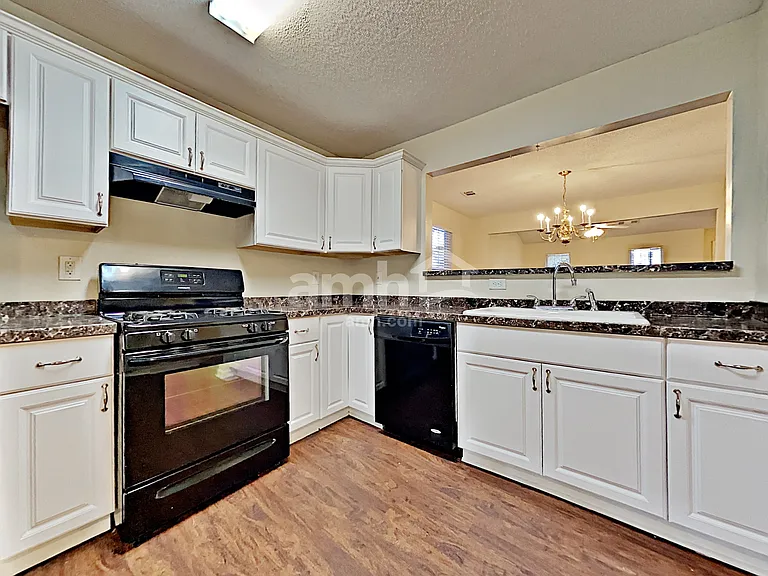 4457 Grove Dr NW — Photo 16