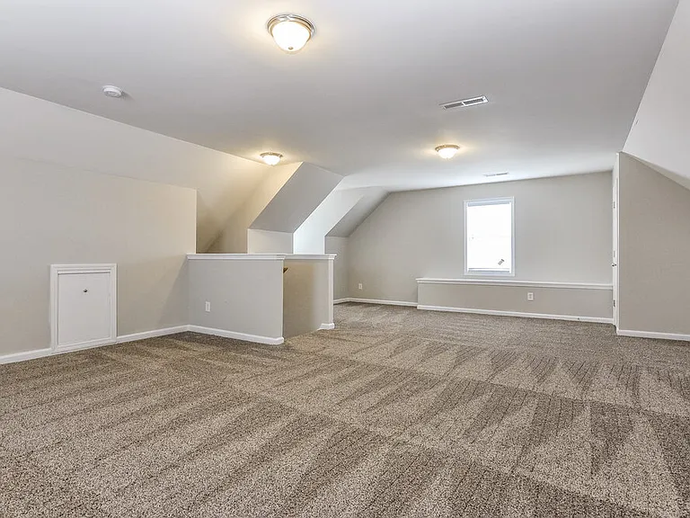 16 Hollyridge Ct — Photo 8