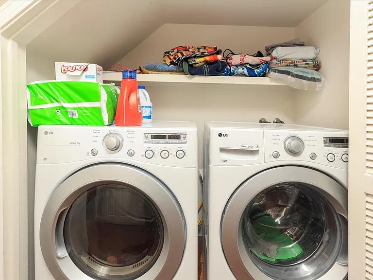 1815 Butler Ave #115 — Photo 20