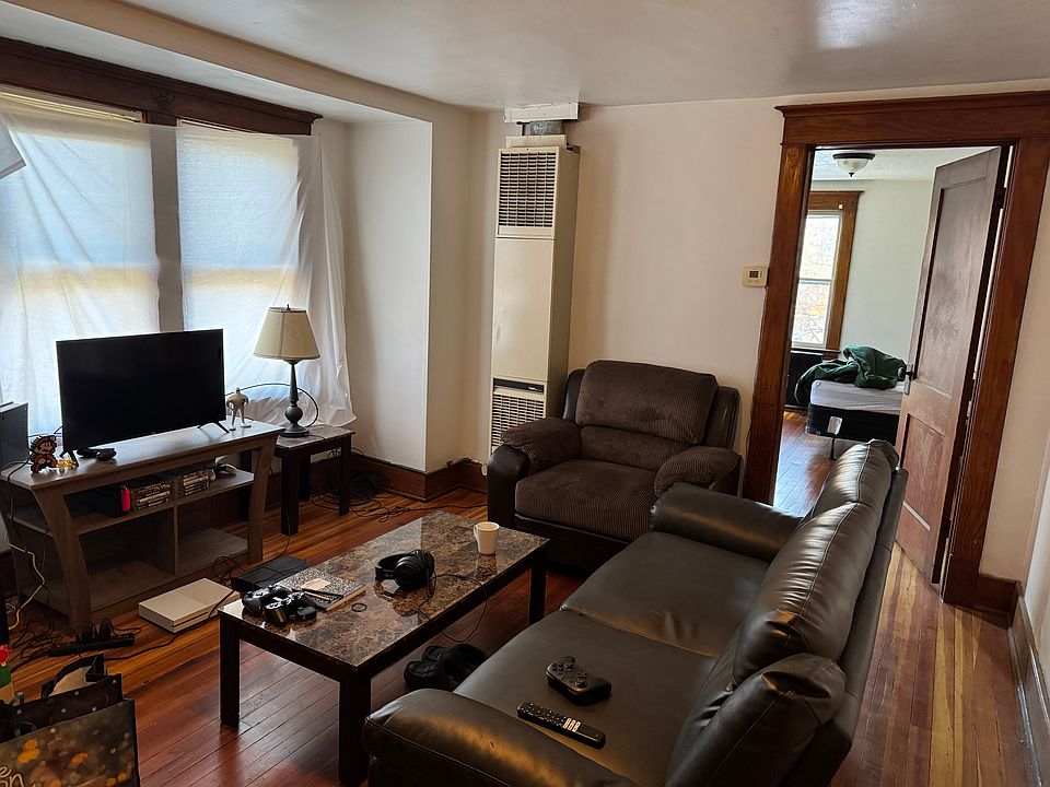 1st image of 38 Arthur Ave #2R