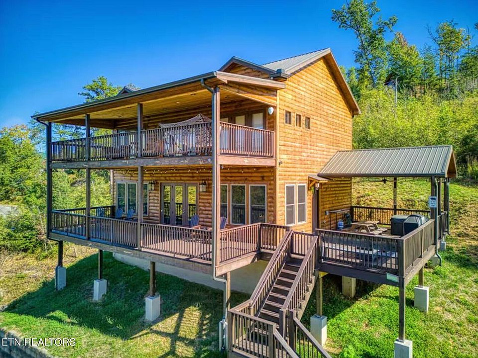 1st image of 622 Timber Ridge Rd
