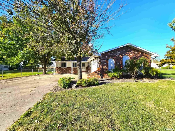 505 W Washington St, Athens, IL 62613