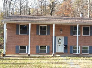 2751 McElroy Dr, Charlottesville, VA 22903