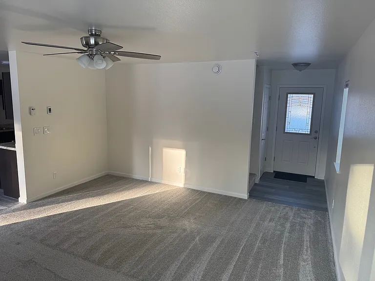 1961 Christine Dr — Photo 15