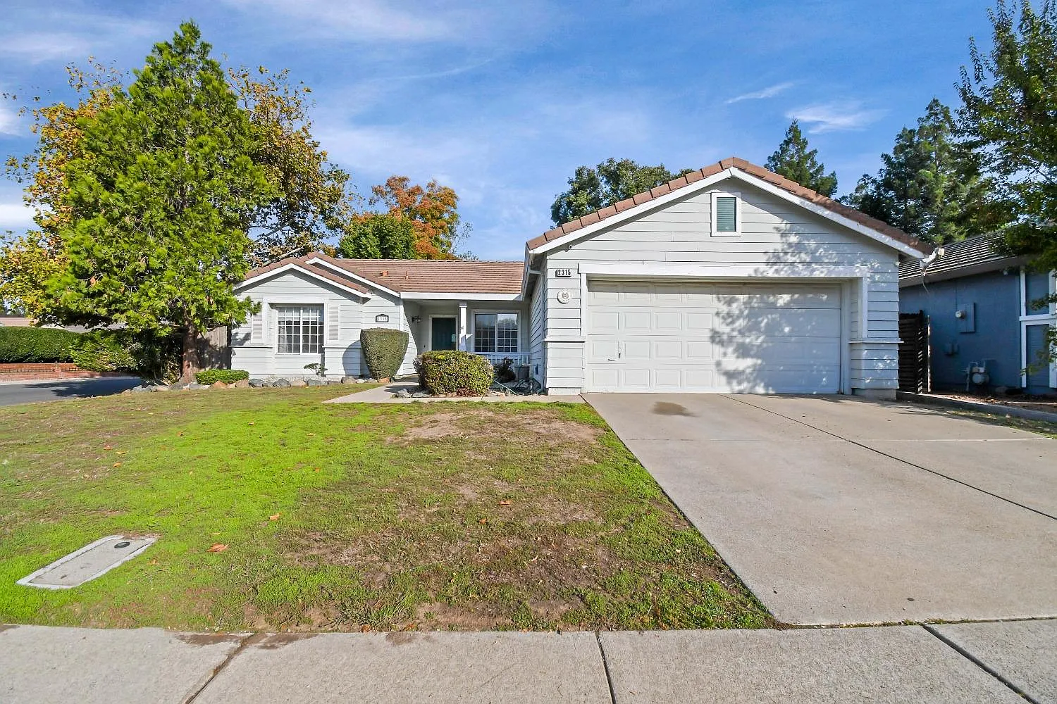 2315 Shady Ln photo 1