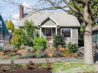 2111 SE Lincoln St, Portland, OR 97214