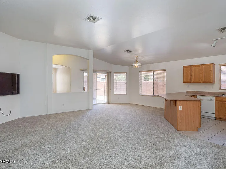 6762 W Del Mar Ln — Photo 6