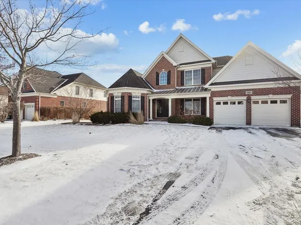 82 Open Pkwy S, Hawthorn Woods, IL 60047