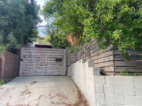 2nd image of 5101 Dartmouth Ave