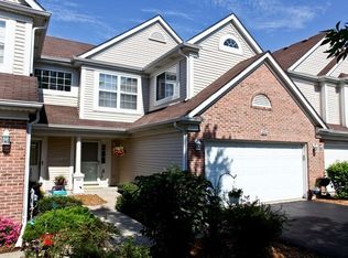 1026 Tara Ln, West Chicago, IL 60185