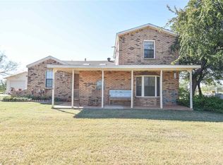 1576 Bell Rd N, Iowa Park, TX 76367