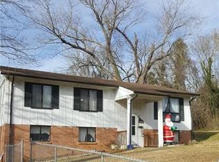 530 Hill St NW, Lenoir, NC 28645