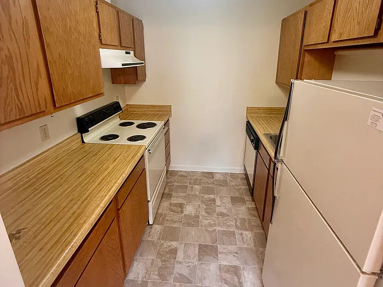 461 Whites Mill Rd #457B — Photo 4