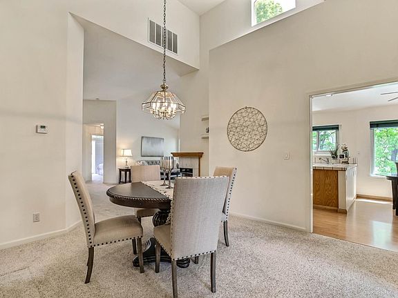 5th image of 7803 Prestwick Cir
