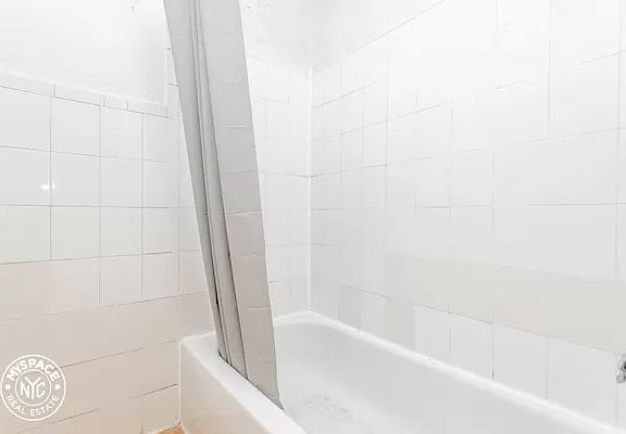 5th image of 601 Park Pl #3J