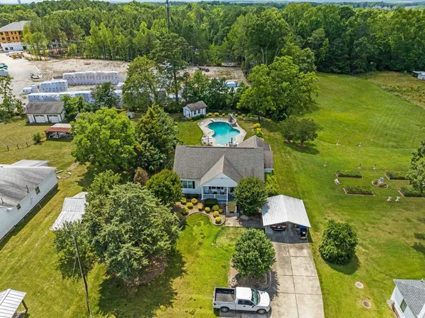 115 W Young St, Rolesville, NC 27571
