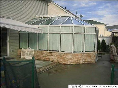 5th image of 120 Roswell Ave