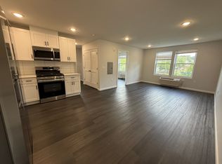 207 Redwood Ave #301, Paterson, NJ 07502