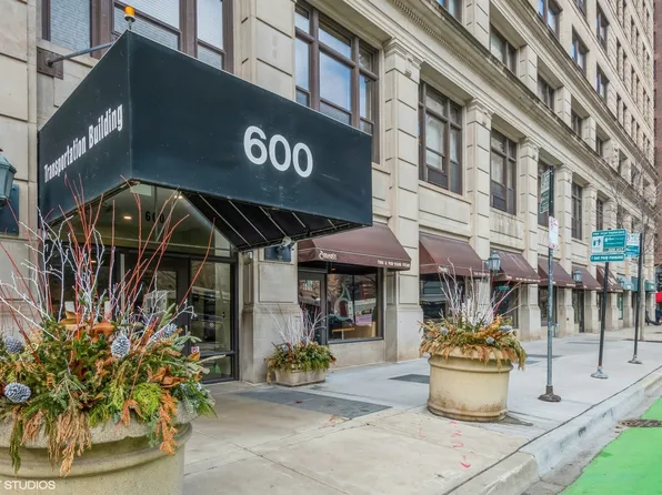 600 S Dearborn St APT 2108, Chicago, IL 60605
