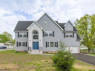 182 Finderne Ave, Bridgewater, NJ 08807