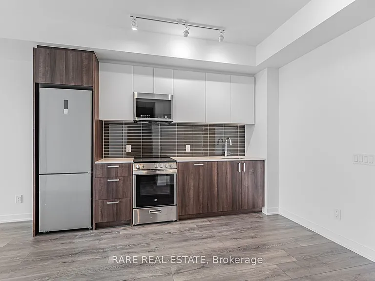 1787 Saint Clair Ave W #815 — Photo 7
