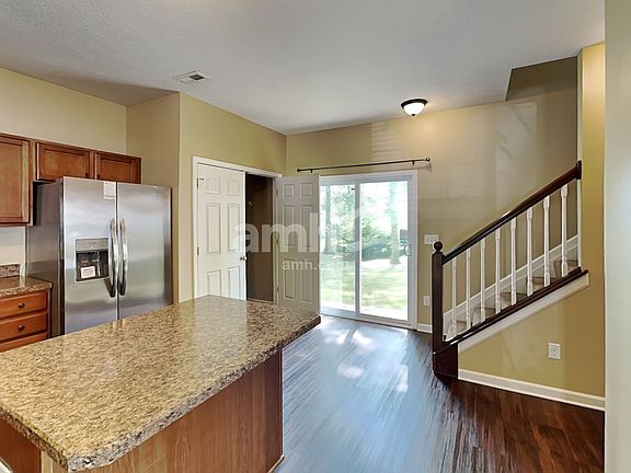 5th image of 135 Springer Woods Blvd