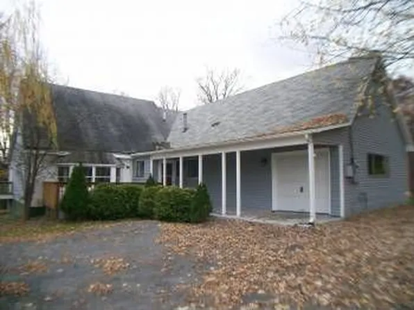 7 Marcy Ln, Middletown, NY 10941