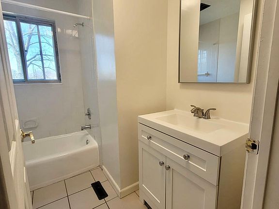 5th image of 7713 Hansley Dr