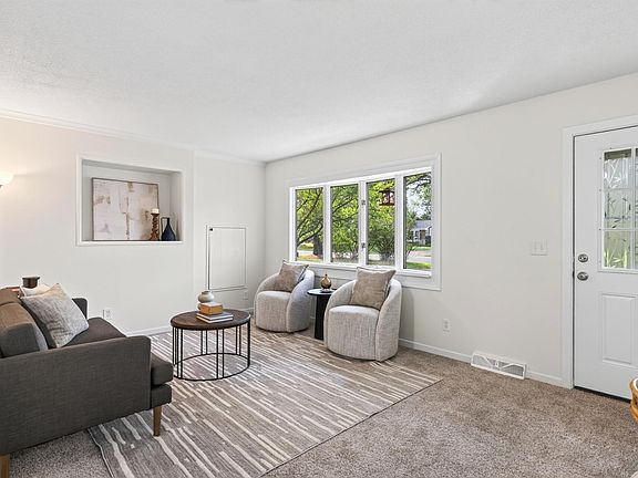 4th image of 3725 174th Ave NW