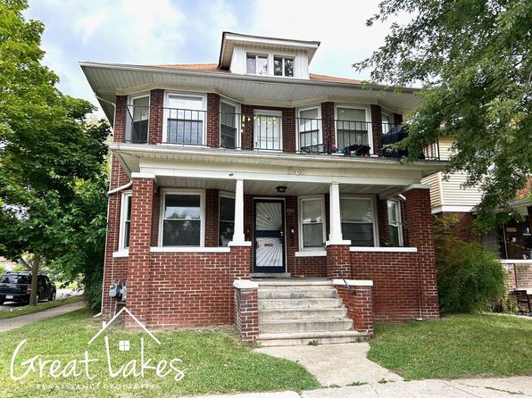 3054 Pingree St #1W