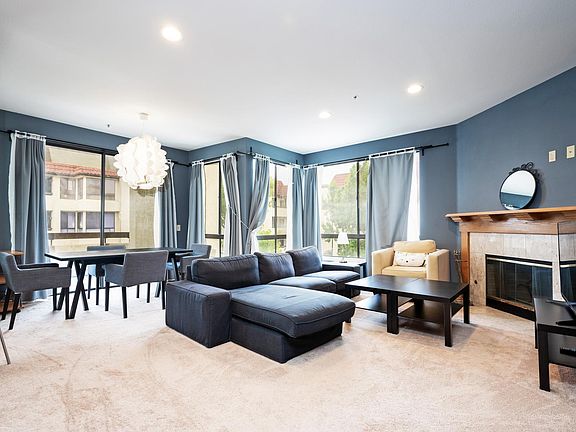 3rd image of 5895 Friars Rd APT 5302
