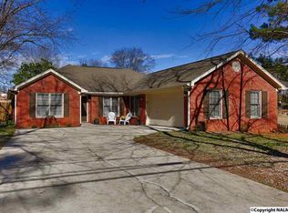 855 Douglass Rd, Huntsville, AL 35806