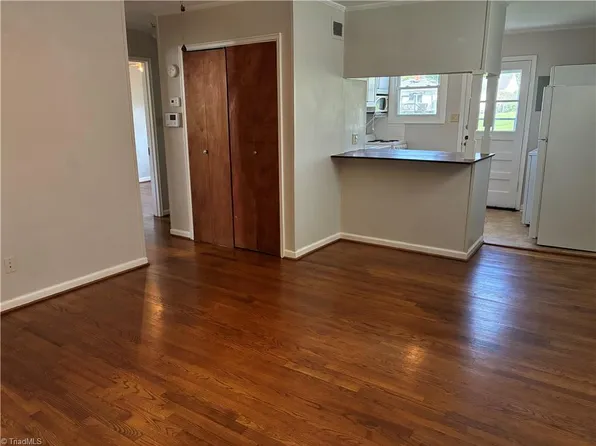 620 N Tremont Dr, Greensboro, NC 27403