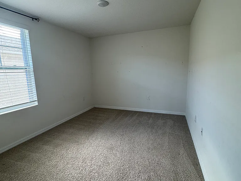 1606 Pham Dr — Photo 14
