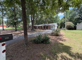 135 Martha St, Winder, GA 30680