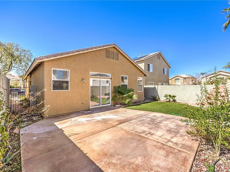 7236 Victoria Oak Ct — Photo 16