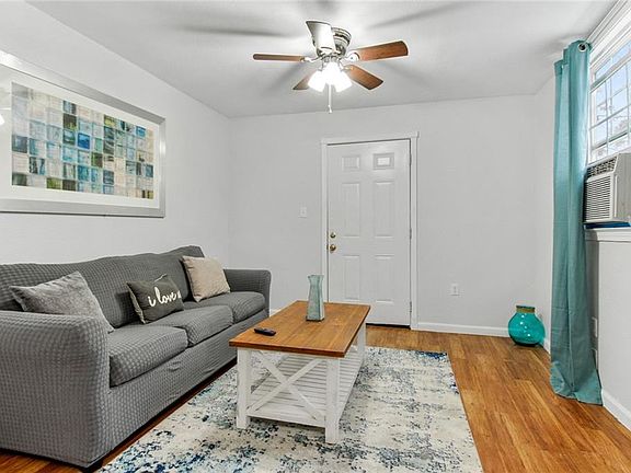 3rd image of 2219 Almonaster Ave