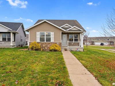 1572 Olde Brandy Ln, Davenport, IA, 52807