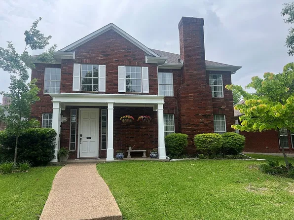 8722 Bayshore Ln, Rowlett, TX 75088