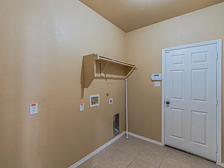 419 Fairland Dr — Photo 21
