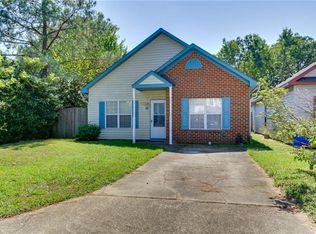 334 Pear Ridge Cir, Newport News, VA 23602