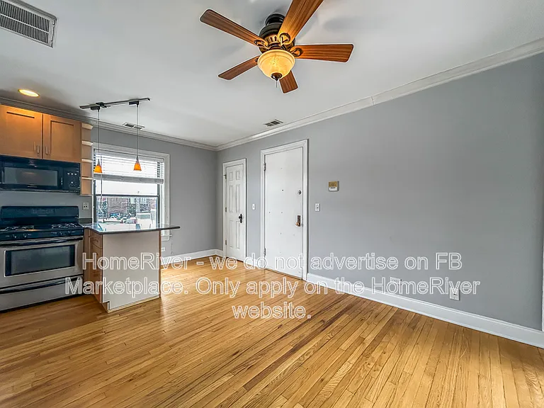 1137 W Grace St #3E — Photo 8
