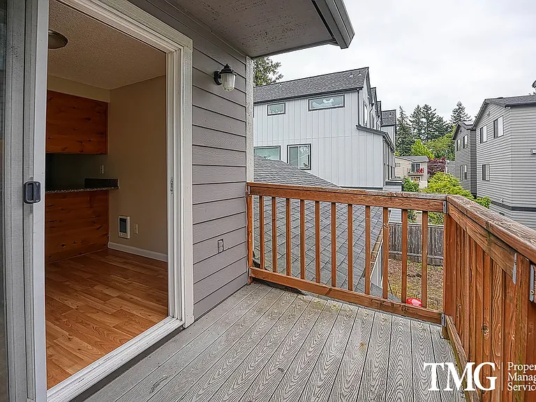 Cambria Apartments — Photo 26